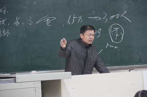 学工专题讲座成功举办