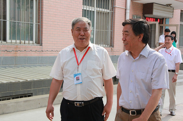 河北省民办教育协会调研组莅临必赢调研