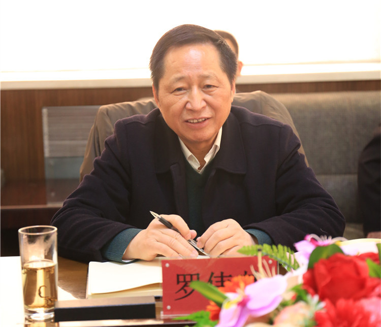 教育部高评委专家组莅临必赢考查转设工作