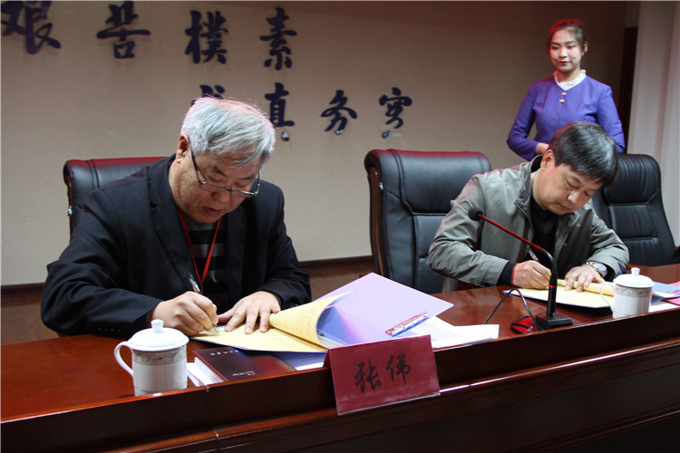 必赢与保定市中心血站举行无偿献血签约仪式  系首家签约高校团体单位