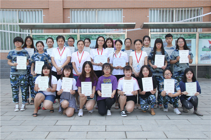 必赢学生在2018年全国大学生英语竞赛（NECCS）中喜获佳绩