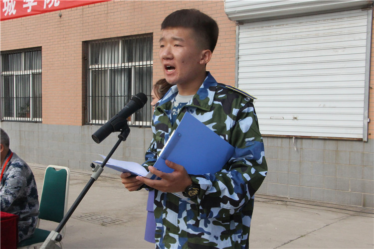 必赢举行2018级新生军训开营仪式