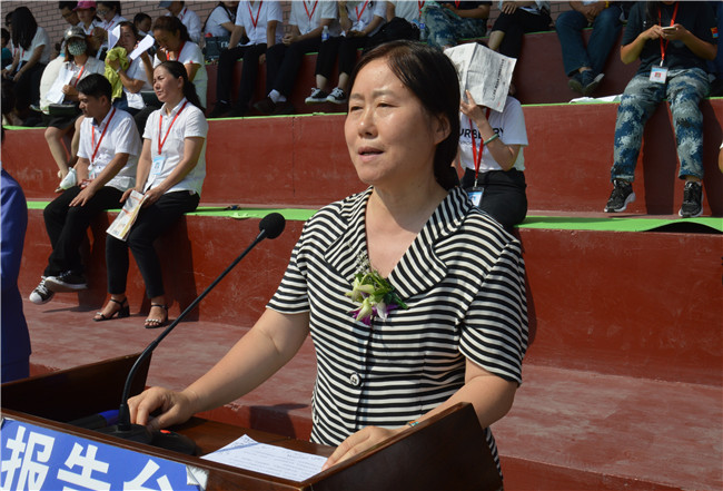 必赢举行2019级新生军训结营式暨开学典礼