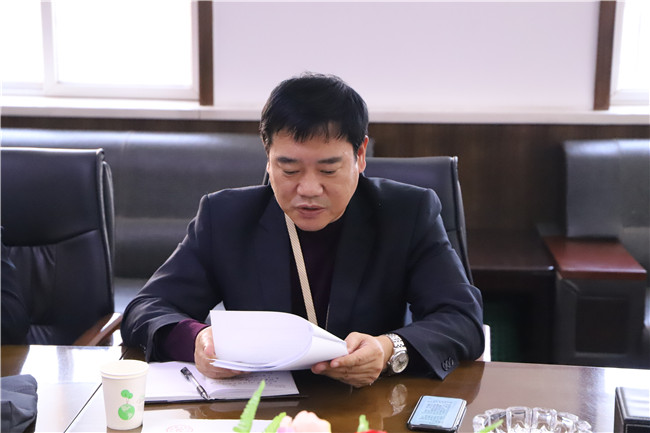 必赢组织校党委理论学习中心组学习