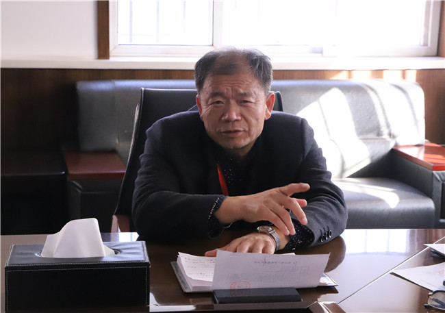 必赢组织校党委理论学习中心组学习