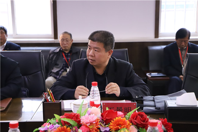 必赢召开干部见面会欢迎新任党委书记