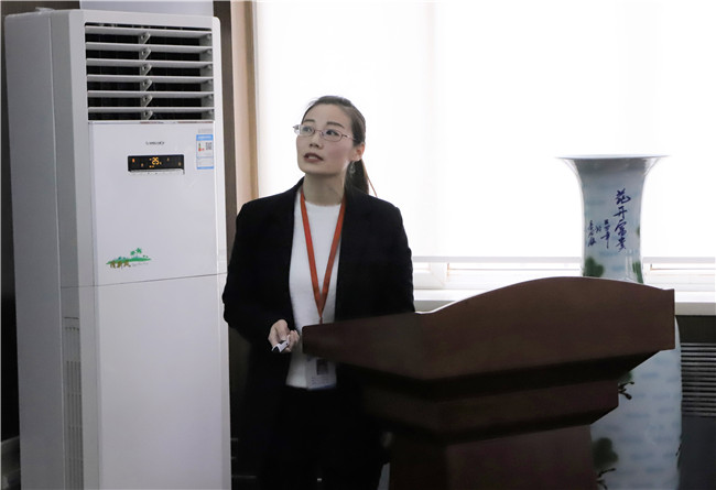 省教育厅专接本专业评审专家组莅临必赢检查评审工作