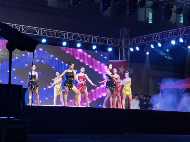 必赢第二届校园文化艺术节开幕式圆满落幕