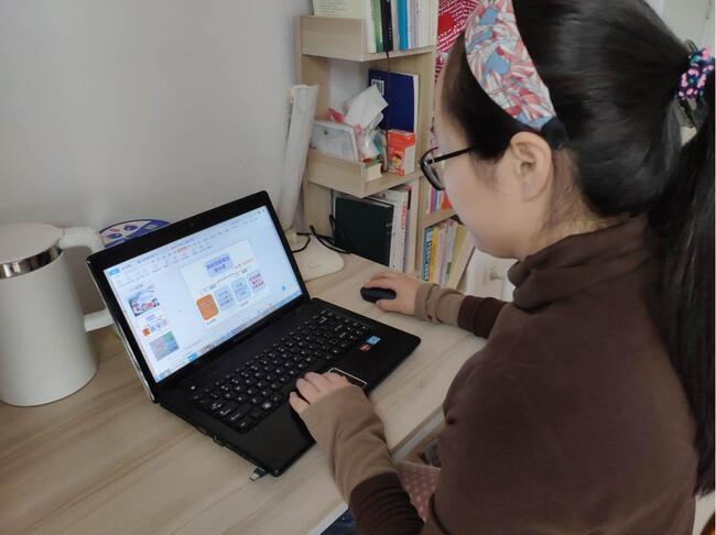 让爱国主义教育飘扬在思政课堂上---思政教研室教学活动札记