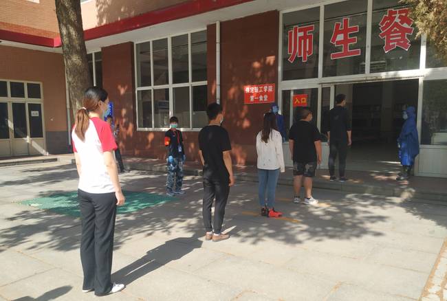 必赢组织开展第二次复学复课疫情防控模拟演练