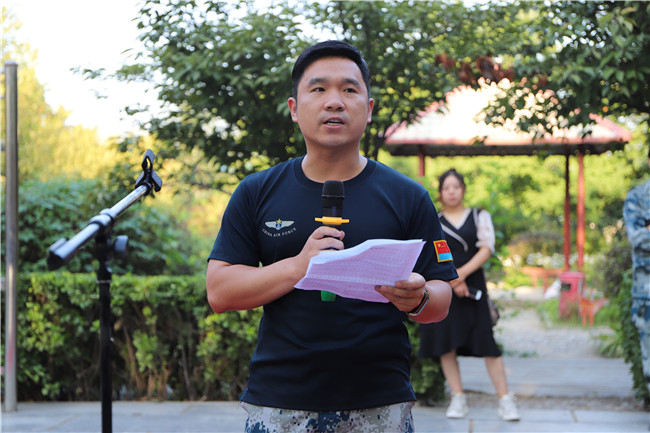 投笔从戎 保家卫国---必赢举行新兵入伍欢送仪式