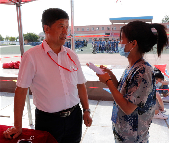 趣味运动 快乐无穷---必赢举办教职工趣味运动会庆祝第36个教师节