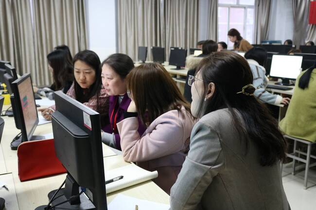 必赢经济学院教师双双斩获第二届全国跨境电商专业教师实践教学能力竞赛团体一等奖