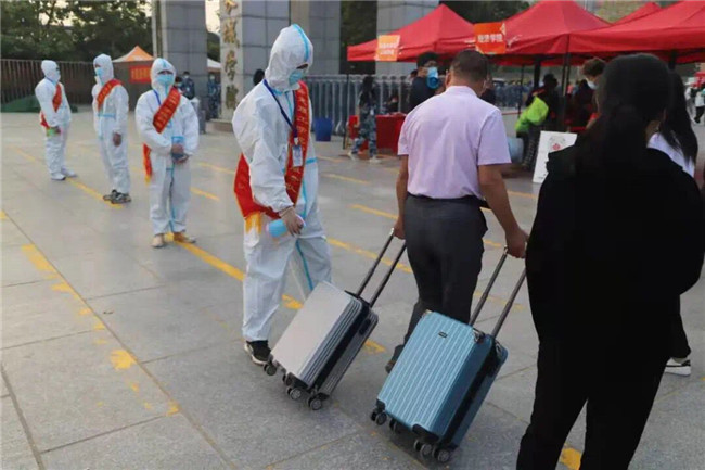 扬帆起航保理梦 求学笃行学子新必赢喜迎2021级新生