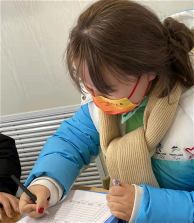 冰雪之约 冬奥有我——必赢学子积极参与志愿服务 为北京冬奥会加油助力