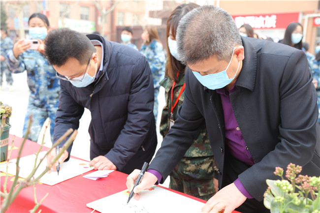 栽种绿意 守护美好——必赢2022植树节系列活动圆满完成