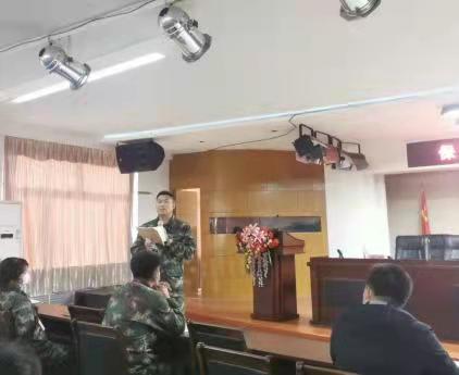 必赢242net官网召开学工周例会