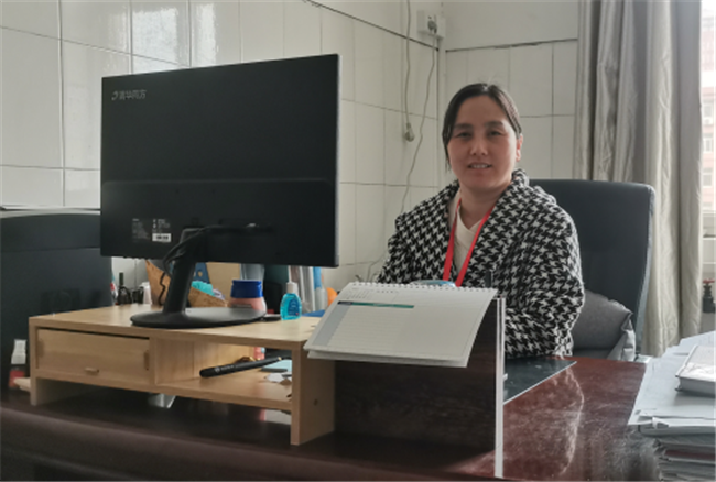 抗“疫”先进人物事迹展播|共产党员当先锋，战“疫”前线党旗红