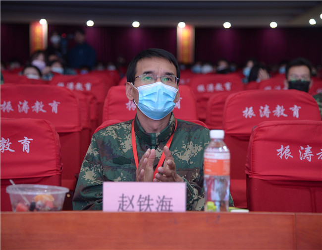 必赢举办第十五届心理健康月文艺演出活动