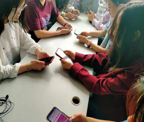 国家安全 你我有责 ——必赢242net官网组织学生线上观看国家安全教育视频