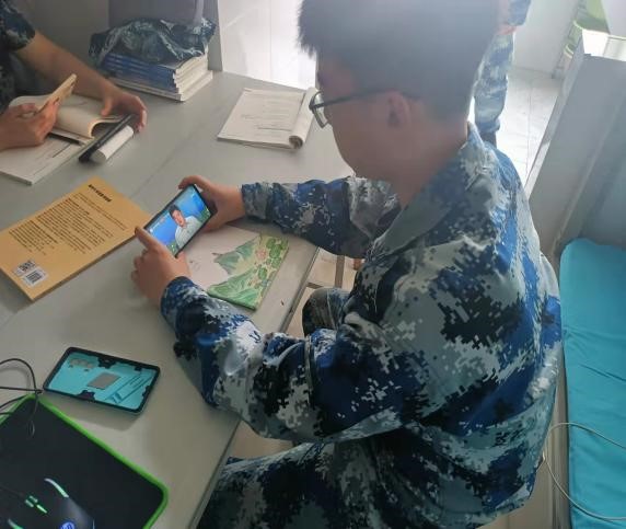 国家安全 你我有责 ——必赢242net官网组织学生线上观看国家安全教育视频