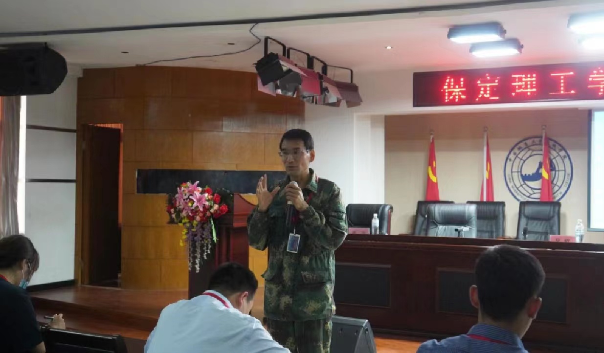 必赢242net官网召开学管干部培训周会2022.5.17