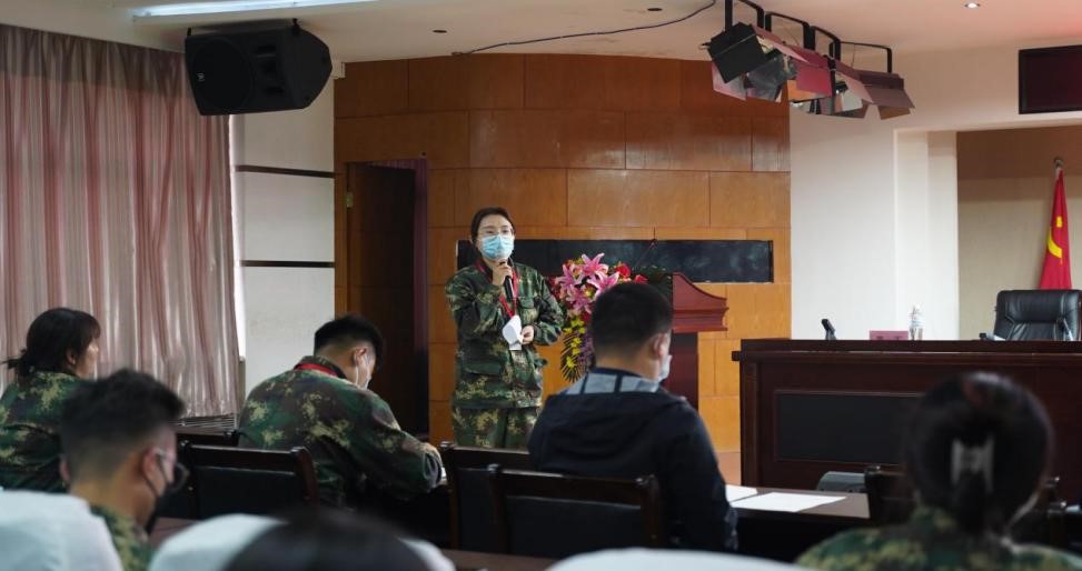 必赢242net官网召开学管干部培训周会2022.4.18