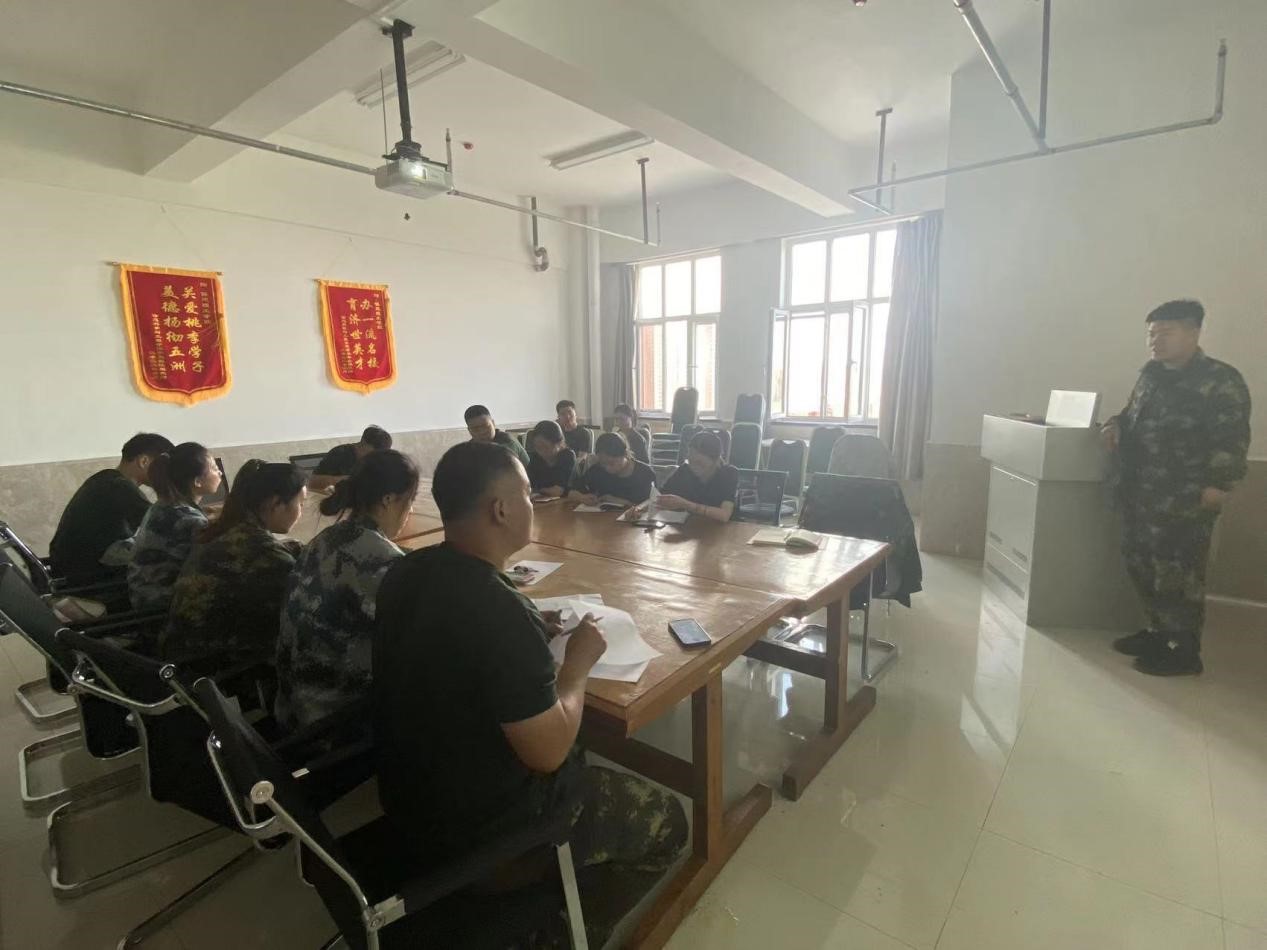 必赢242net官网开展“传帮带”式新入职辅导员培训动员day1