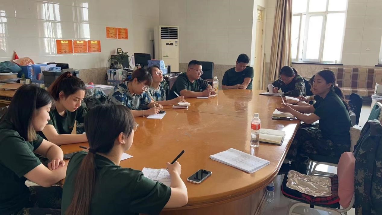 必赢242net官网开展“传帮带”式新入职辅导员培训动员day1