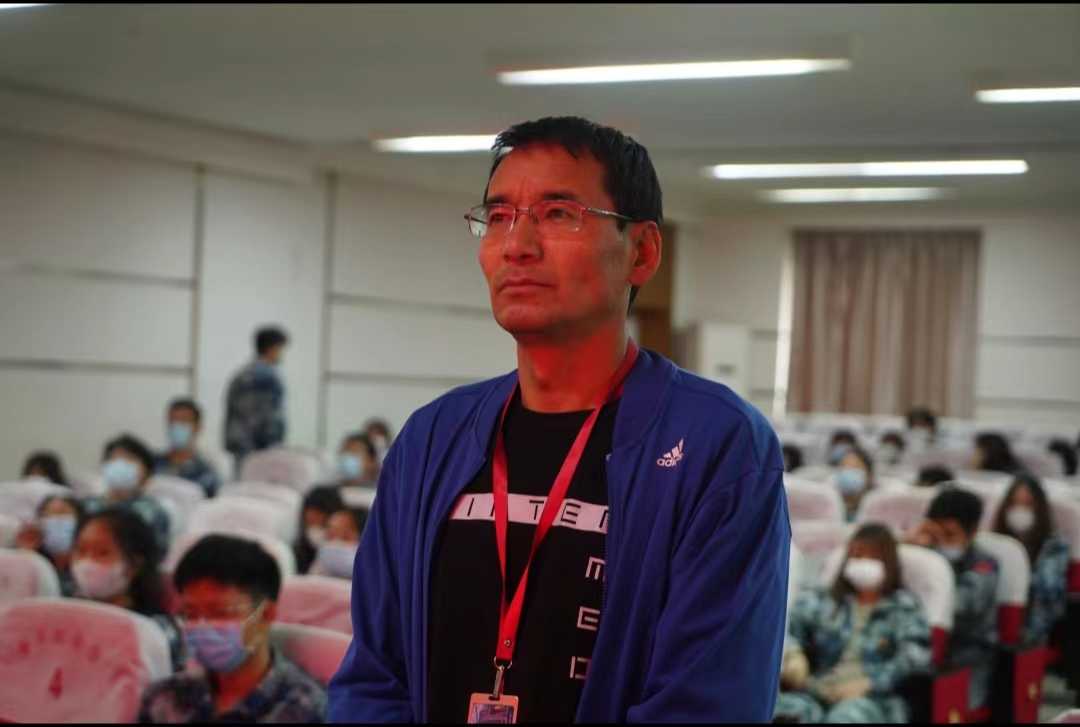 必赢组织收听收看庆祝中国共青团成立100周年大会上直播