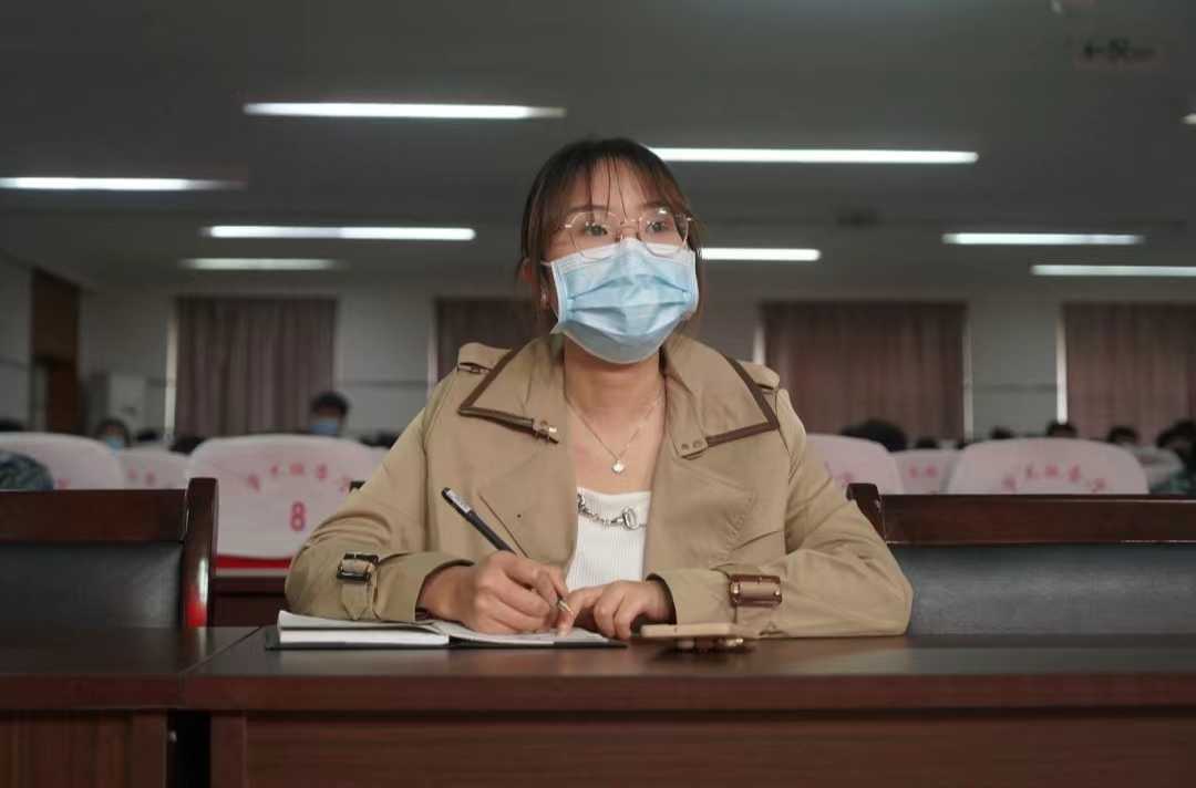 必赢组织收听收看庆祝中国共青团成立100周年大会上直播