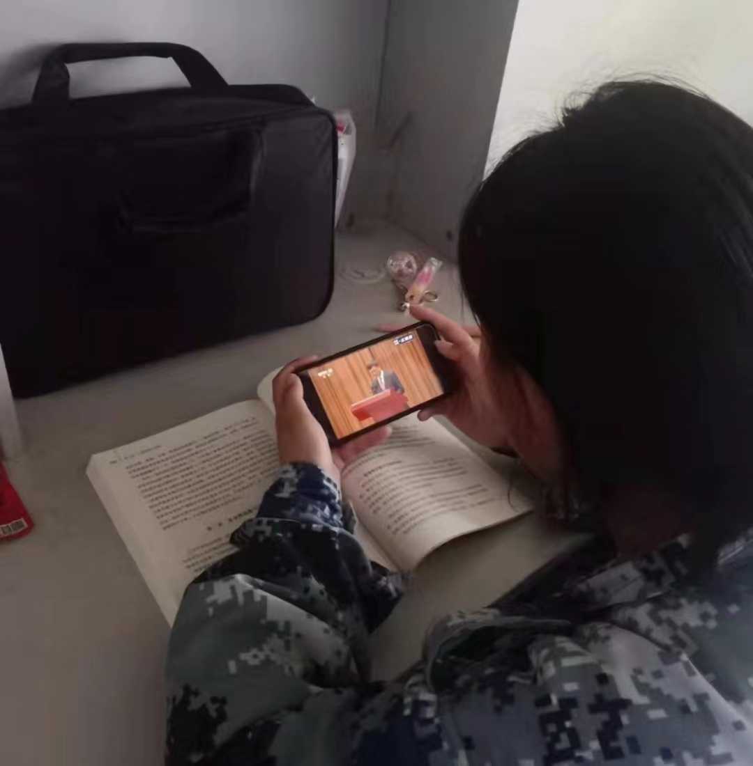 必赢组织收听收看庆祝中国共青团成立100周年大会上直播