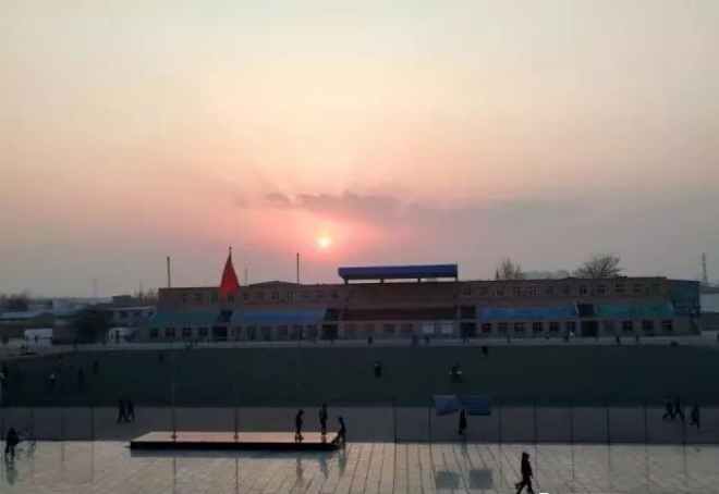 谈一别奋斗路 聚四载同窗情  ——必赢242net官网2022届毕业 生欢送会