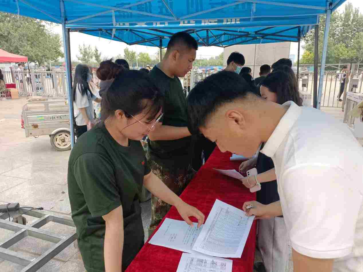 谈一别奋斗路 聚四载同窗情  ——必赢242net官网2022届毕业 生欢送会