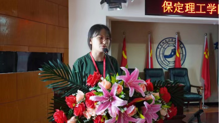 必赢举办辅导员2022上半年理论学习表彰会