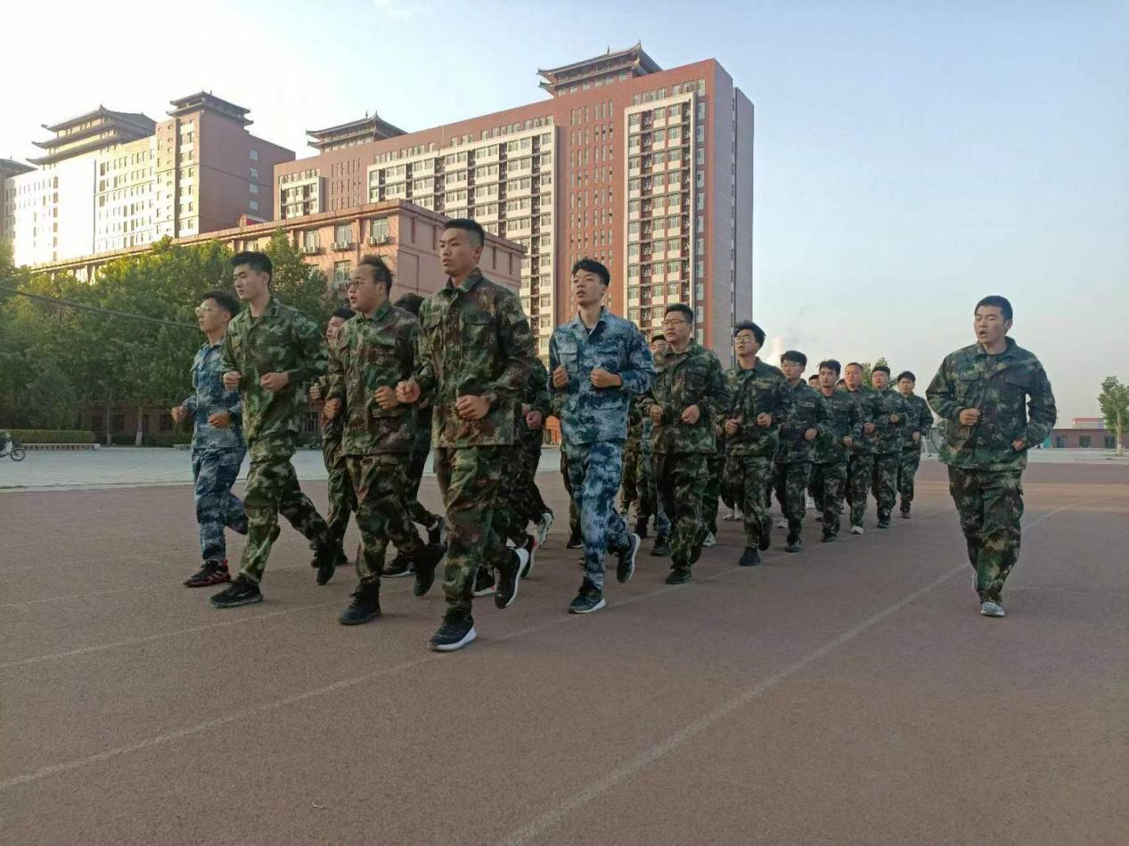 强化凝“新”聚力，赓续立德树人——必赢“传帮带”式新入职辅导员培训圆满结束