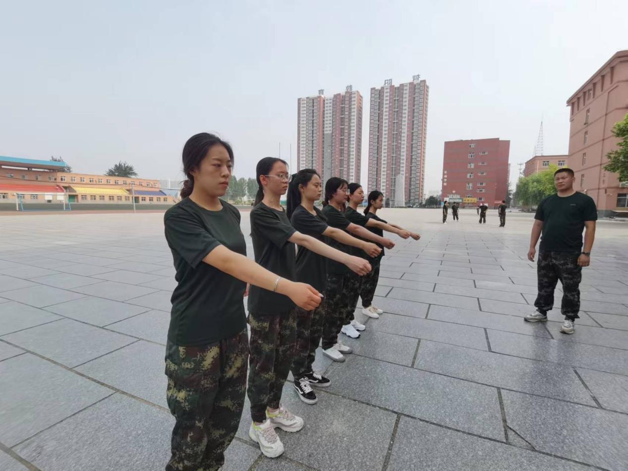 强化凝“新”聚力，赓续立德树人——必赢“传帮带”式新入职辅导员培训圆满结束