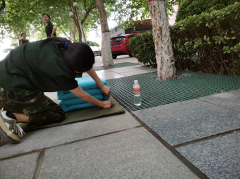 必赢242net官网开展“传帮带”式新入职辅导员培训day5