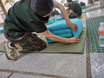 必赢242net官网开展“传帮带”式新入职辅导员培训day5