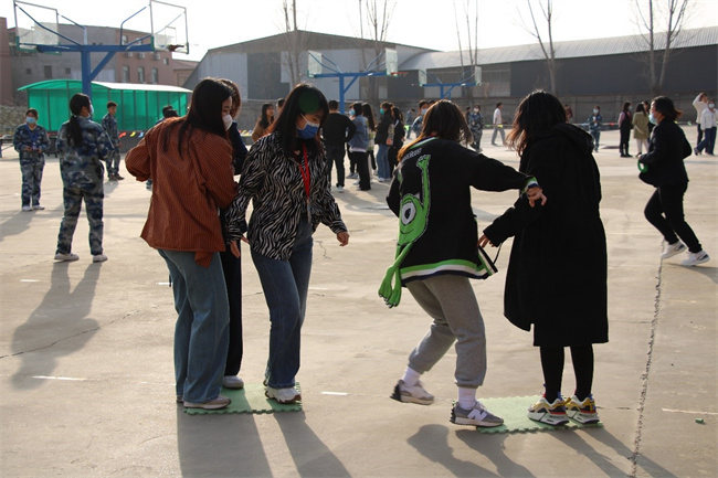 芬芳妇女节  感恩春晖情——必赢举办“三八”节趣味活动