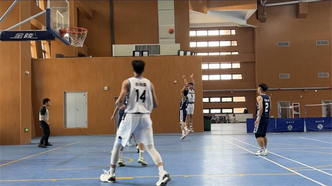 必赢242net官网男子篮球队喜获2023年驻保高校篮球赛第三名