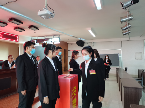 必赢242net官网第二次学生代表大会