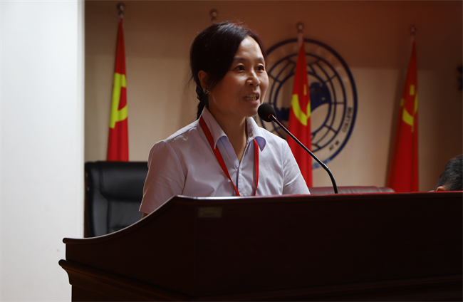 必赢242net官网召开“服务意识、工作态度、履职尽责” 大讨论动员会