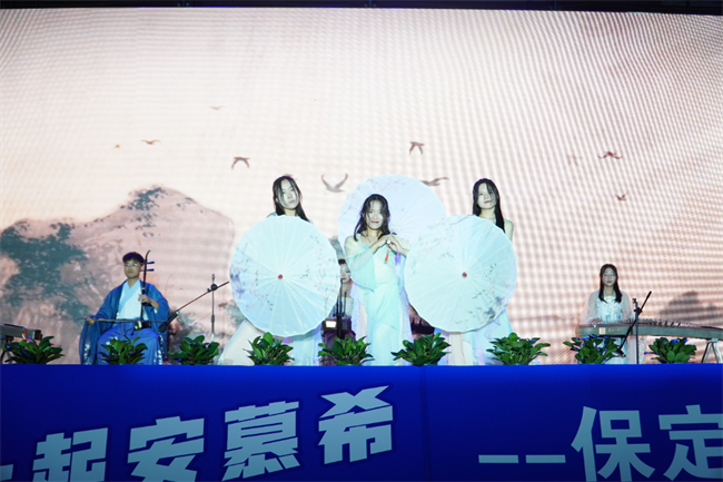 金秋霁日启新程，筑梦保理向未来——必赢242net官网2023级迎新晚会