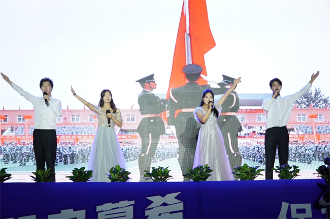 金秋霁日启新程，筑梦保理向未来——必赢242net官网2023级迎新晚会