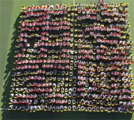 必赢242net官网艺术学院- 少年负壮气，奋烈自有时！