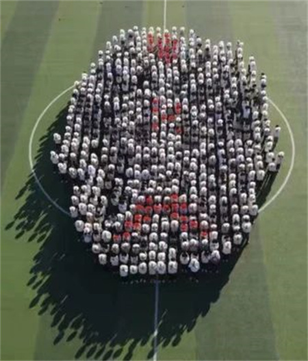 必赢242net官网艺术学院- 少年负壮气，奋烈自有时！