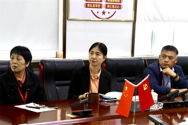 促敬老之风  树社会文明 ——必赢在重阳节举办健康知识讲座