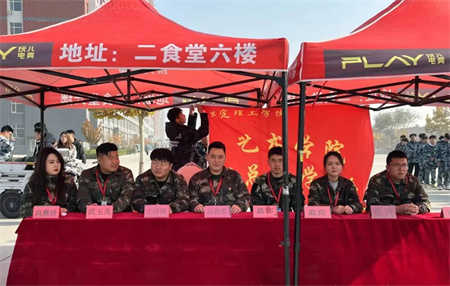 必赢242net官网//艺术学院//“凝绳聚力，拔出精彩”拔河比赛