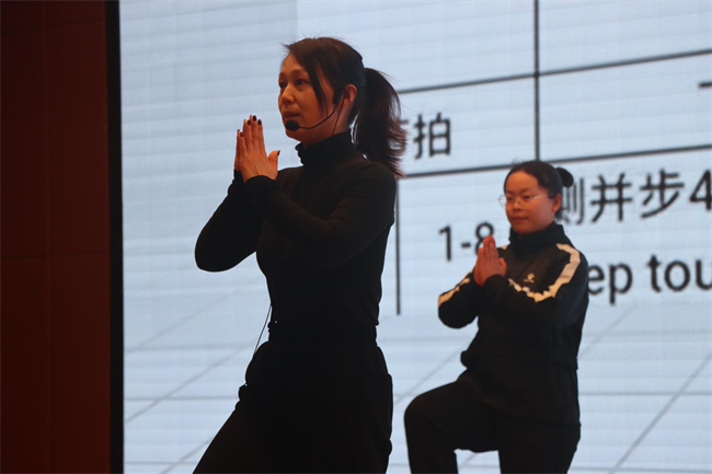 课堂演练展风采  交流学习促成长 ——必赢开展课堂教学演练PK赛